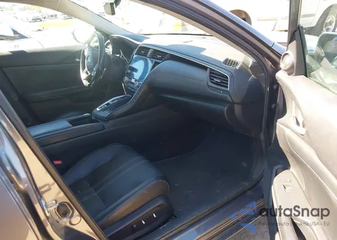 2020 Honda Insight Touring from USA, damaged, VIN 19XZE4F99LE001049